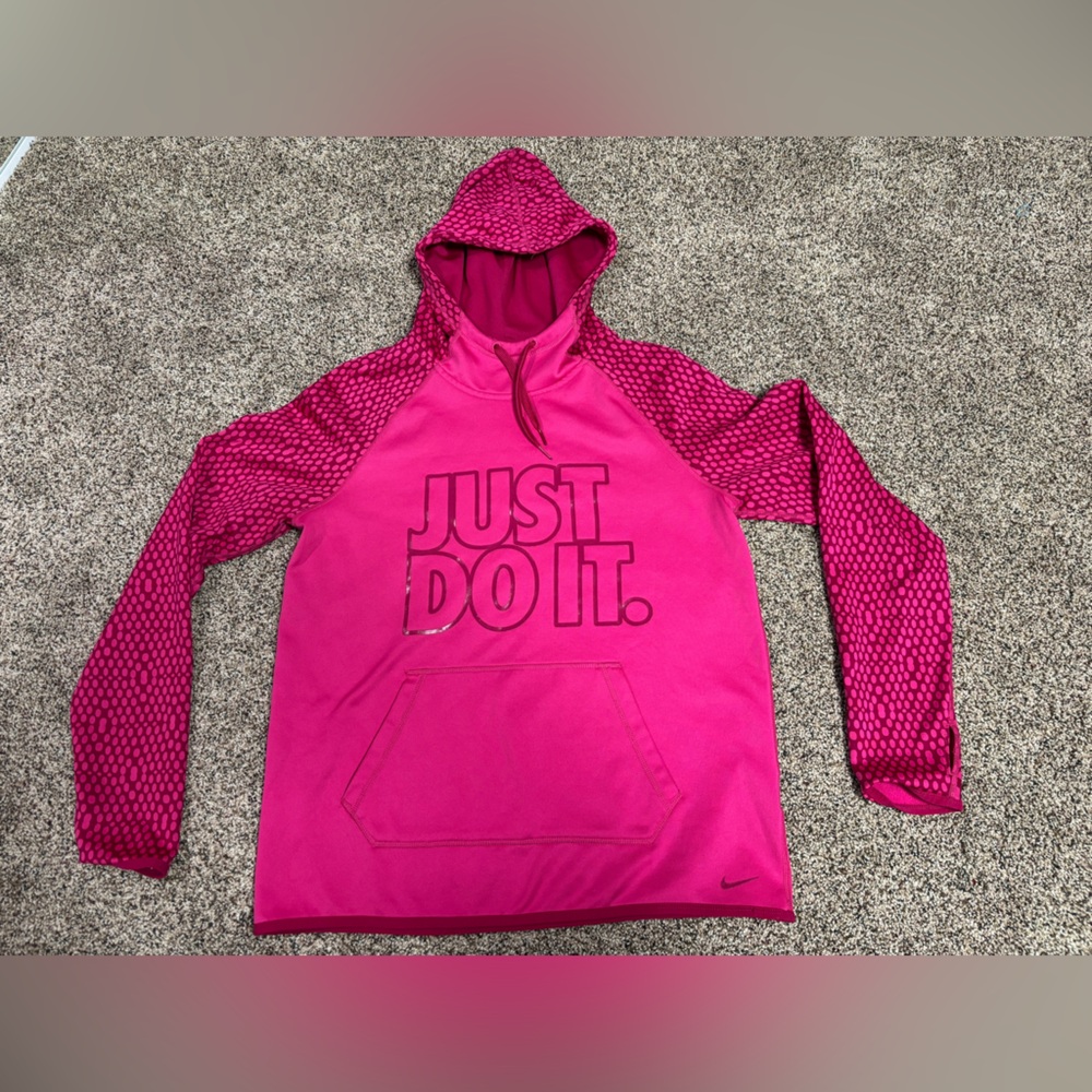 Nike Women’s Medium Fuchsia Hoodie with Graphic Print Dry Terma Fit